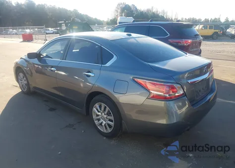 2015 Nissan Altima 2.5 S z USA, uszkodzony, nr VIN 1N4AL3AP0FC413025